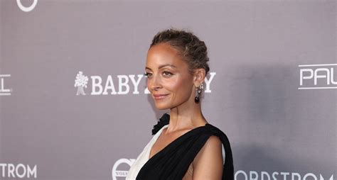 nicole richie mom biological|Why Nicole Richie Reconnected With Biological。